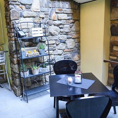 La Contrada Bed & Breakfast Sarnico Bagian luar foto