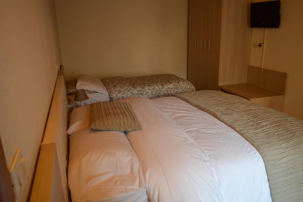 La Contrada Bed & Breakfast Sarnico Bagian luar foto
